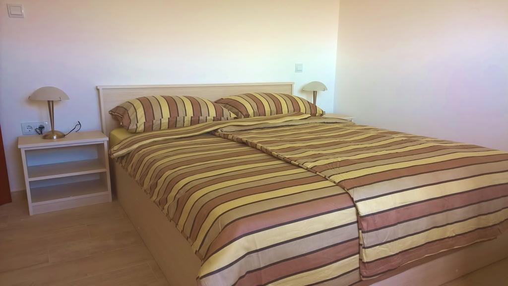 Villa Palas Apartments 2 Rogoznica  Quarto foto